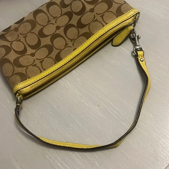 Coach Brown and Yellow Women's large wrislet - Picture 9 of 10